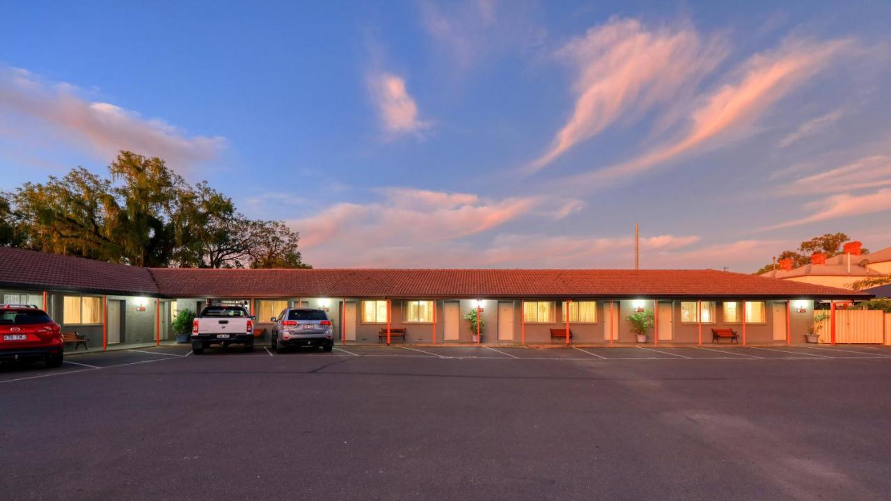 Country Leisure Motor Inn Dubbo Eksteriør billede