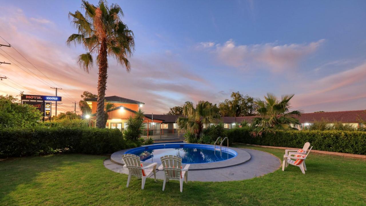 Country Leisure Motor Inn Dubbo Eksteriør billede