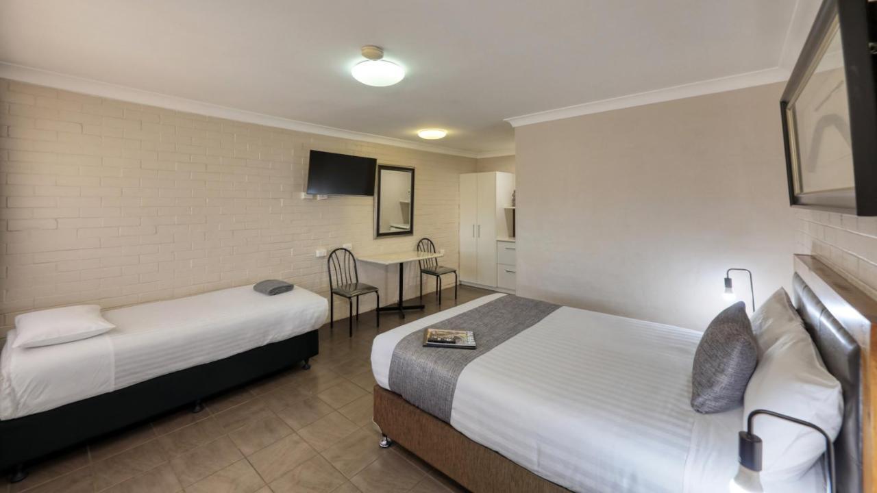 Country Leisure Motor Inn Dubbo Eksteriør billede