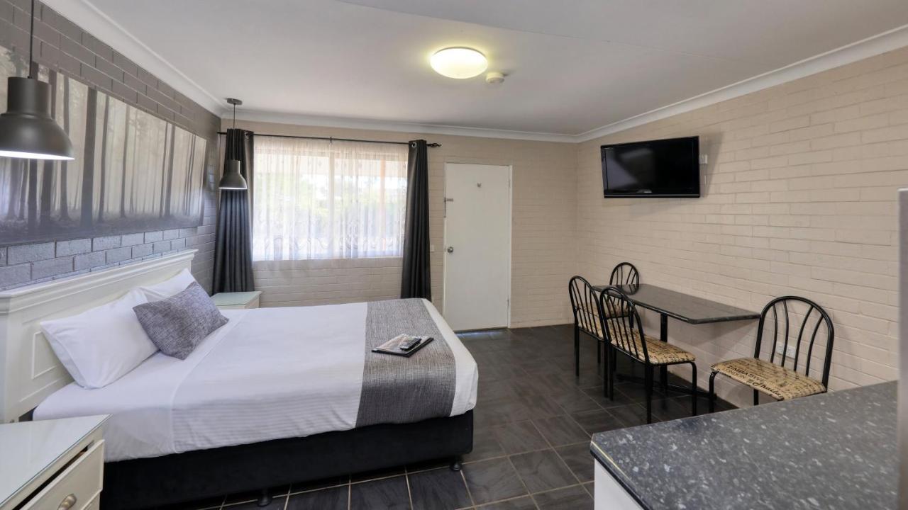 Country Leisure Motor Inn Dubbo Eksteriør billede